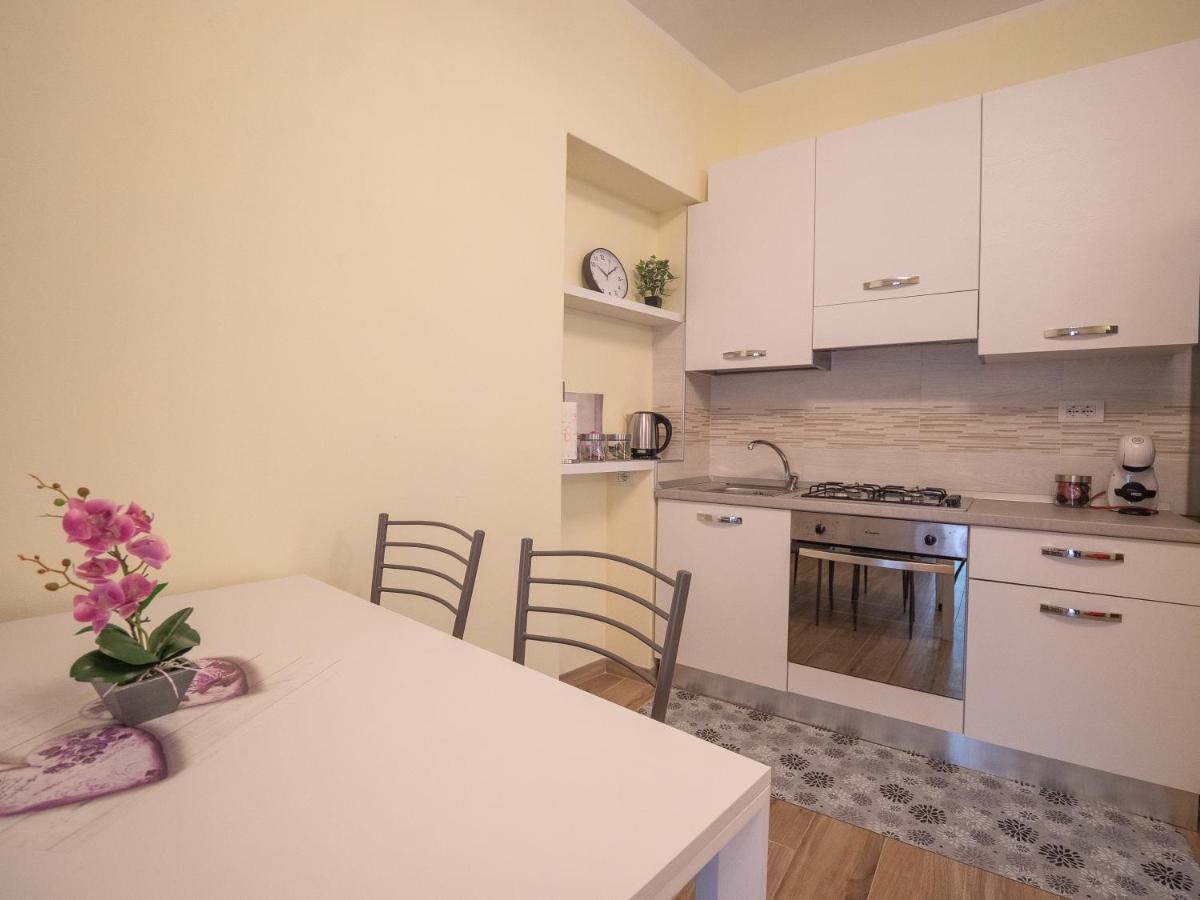 Apartamento Camelia House Bellano Exterior foto